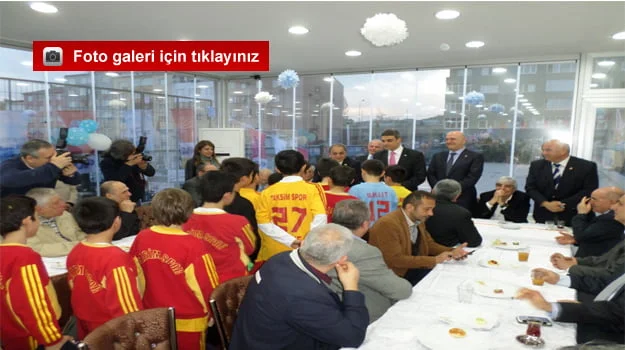 Umut Oran Taksim Spor Kulübünü ziyaret etti.