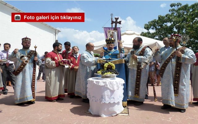 Üzüm kutsama bayramı Surp Krikor Lusavoriç’de kutlandı