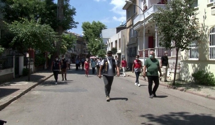 adalar-belediyesi-protesto-edildi