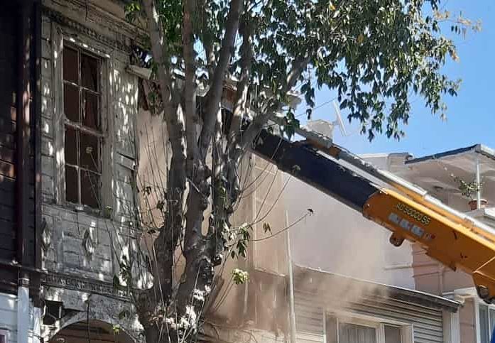 Büyükada’da yıkım