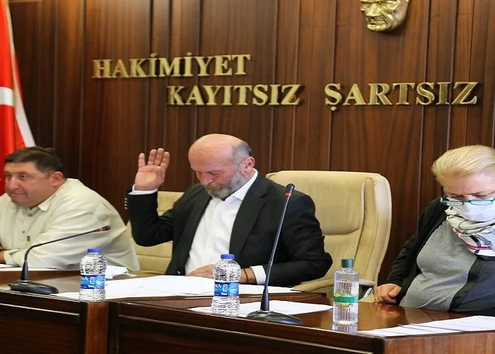 Adalar Belediyesi’nin 3 CHP’li Meclis Üyesi için şok karar!