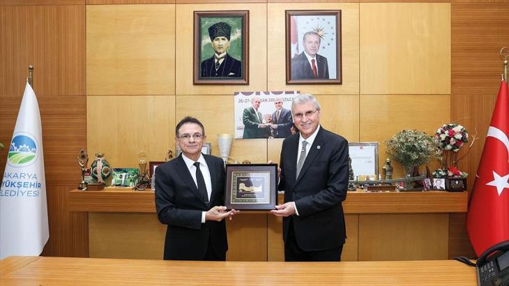 Azerbaycan Milli Savunma Bakanı Medet Guliyev: Biz Türkiye ile yek bir vücut gibiyiz