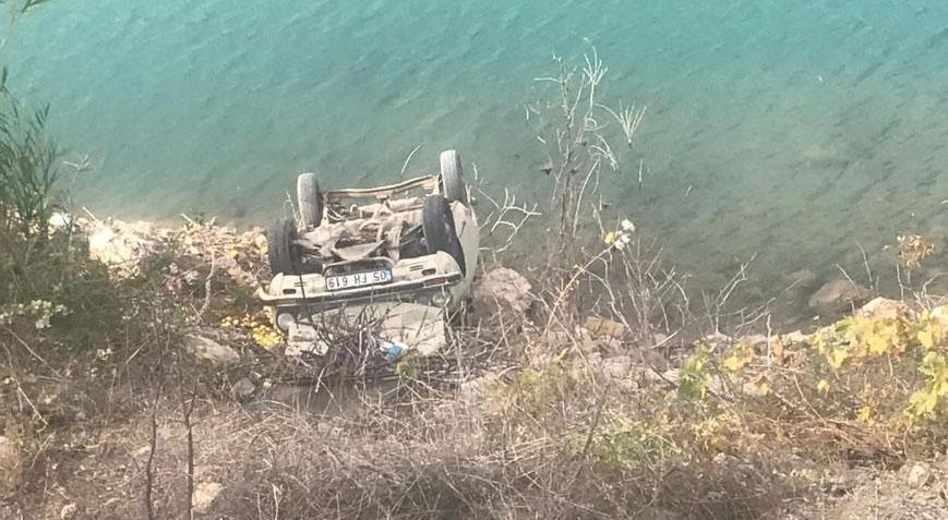 Eşek arısı sonları oluyordu! 3 kişilik aileyi ölüme götüren olay