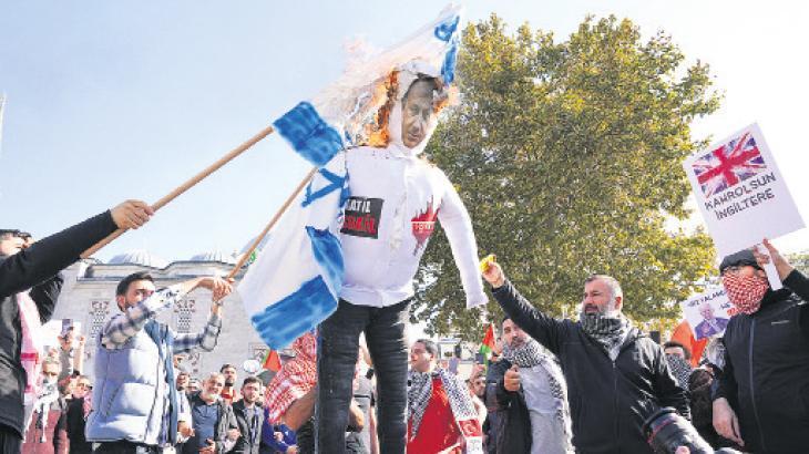 İsrail Büyükelçiliği önüne beşik bırakıldı