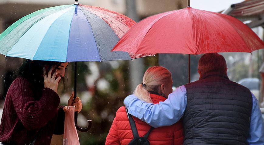 Meteoroloji saat verdi, günlerce sürecek! İstanbul dahil yarın başlıyor