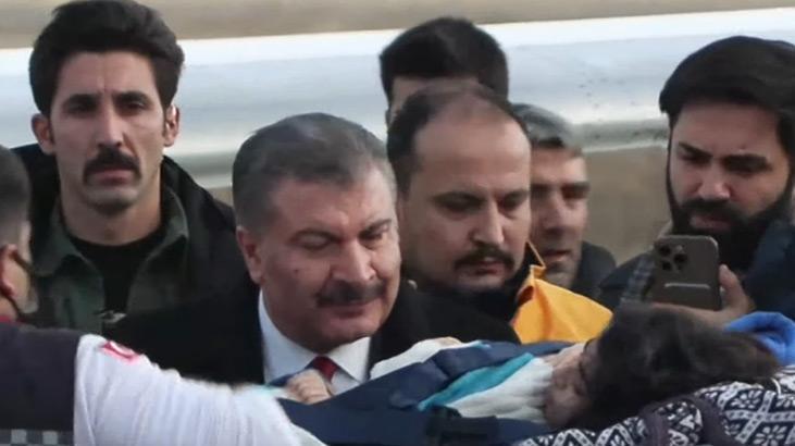 İsrail’in saldırılarında yaralanan 3 çocuk ambulans uçakla Türkiye’ye getirildi