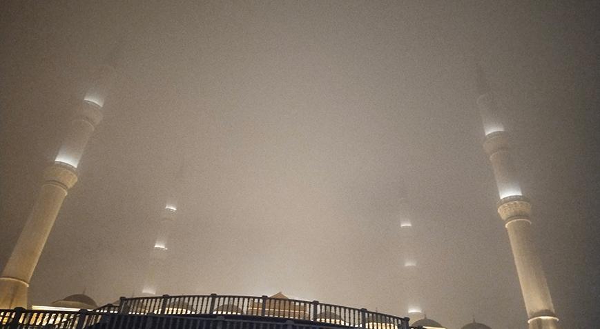 İstanbul Anadolu Yakası’nda yoğun sis! Göz gözü görmedi