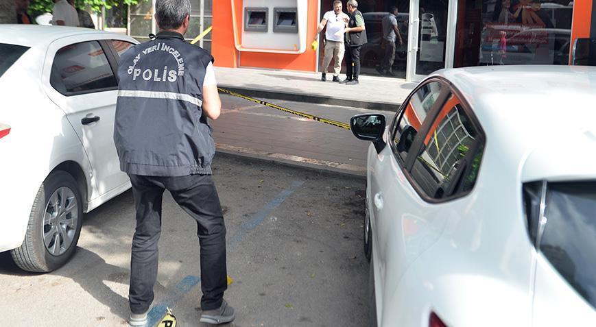 Kaldırımda yürürken silahlı saldırıya uğradı