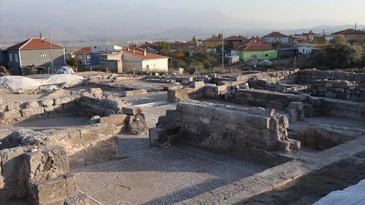 Kayseri’de mozaik kazı çalışmasında alanın büyüklüğü 600 metrekareye çıktı