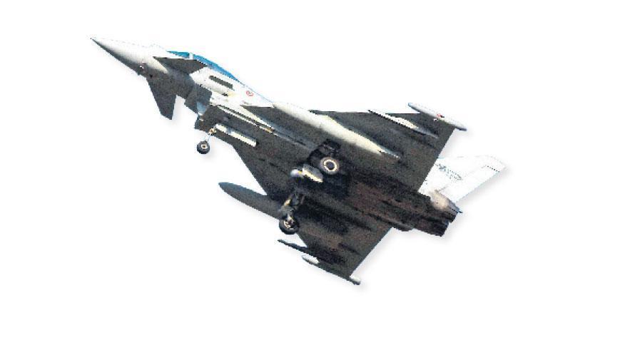 F-35 planına havada Eurofighter çalımı