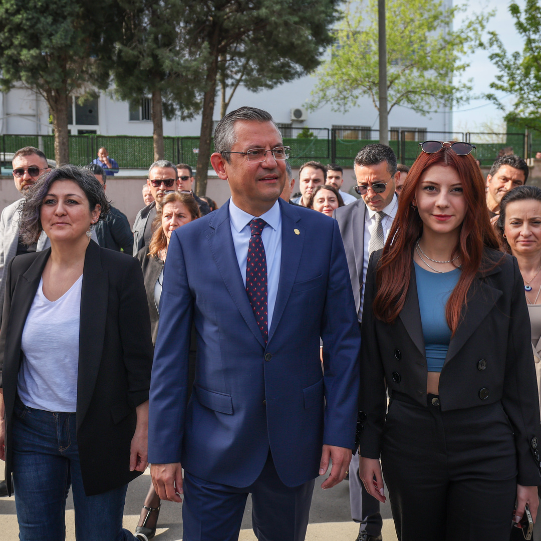 CHP Lideri Özgür Özel: “Bugün Sandığa Giderek Demokrasiye Oy…