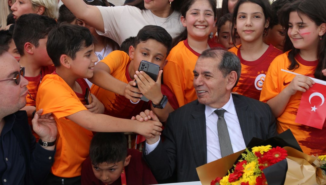 Galatasaray Kulübü Başkanı Dursun Özbek’ten Hatay’a ziyaret …