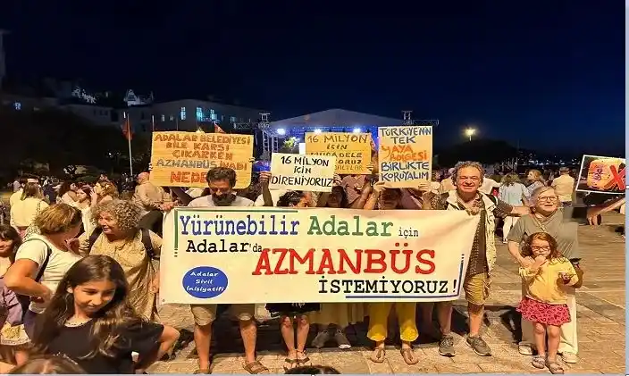 Bu kez caz festivalinde protesto edildi