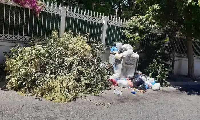 Burası Büyükada kilisenin sokağı