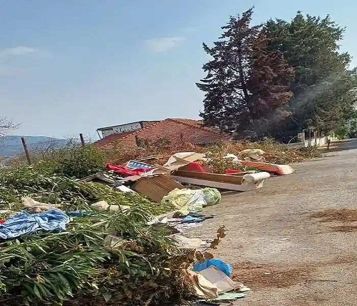 Büyükada, Burgazadası'ndan sonra Heybeliada'da çöp içinde