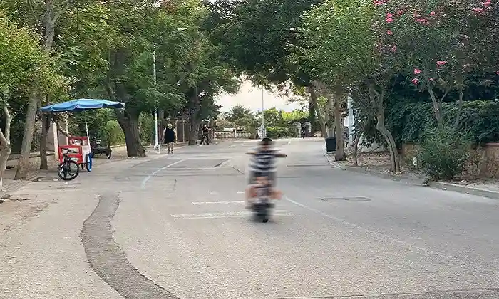 Büyükada’da scooter kullanan çocuklar tepki çekti!