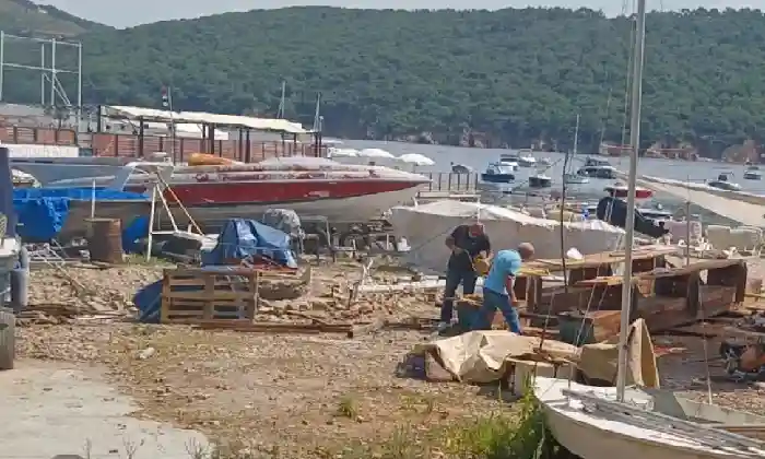 Dalgıç ve dans uzmanı Başkan Akpolat; Burgazadası 6 numaradan ne zaman çıkacaksın?