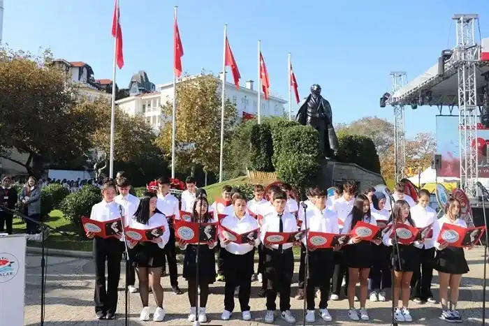 29 Ekim Cumhuriyet Bayramı Adalar’da coşkuyla kutlandı