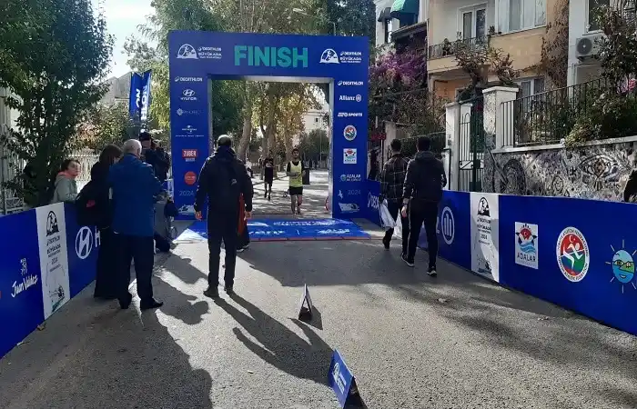 Büyükada Yarı Maratonu yapıldı