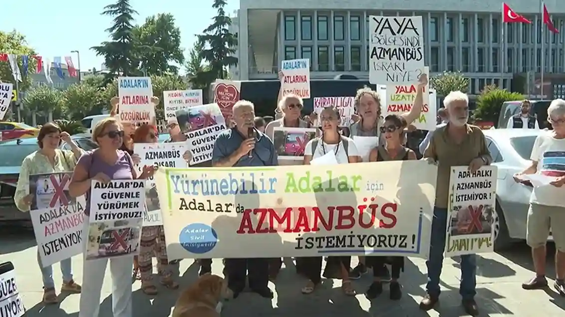 Yalanlara kanmayan Adalılar, Saraçhane Parkı’nda eylem yaptı!