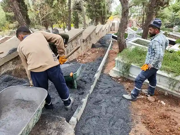 Büyükada’da yeni mezarlık alanında hizmet iyileştirme çalışmaları devam ediyor