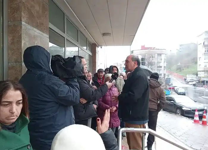 Adalar’daki Vakıf Kiracıları Üsküdar’da Kira Zammına Karşı Dilekçe Verdi