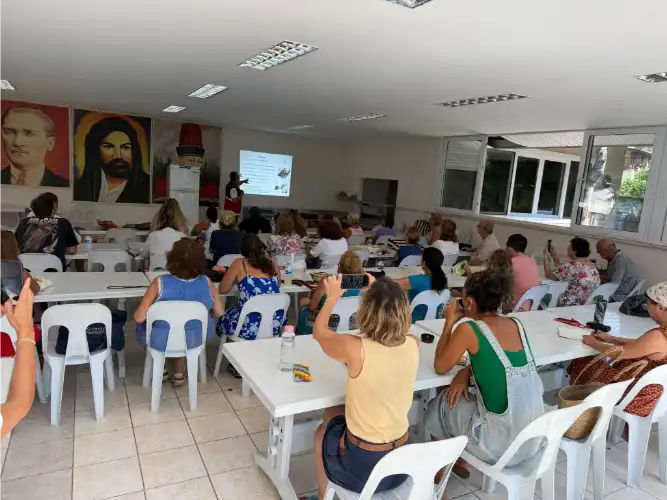 Adalar’da İlk Yardım Eğitimleri Devam Ediyor