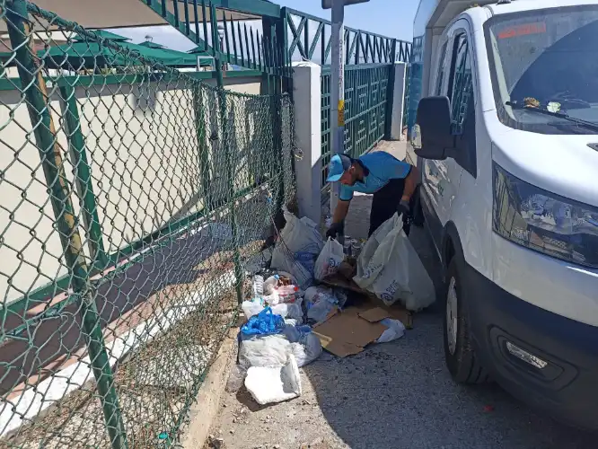 Adalar’da Temizlik Çalışmaları