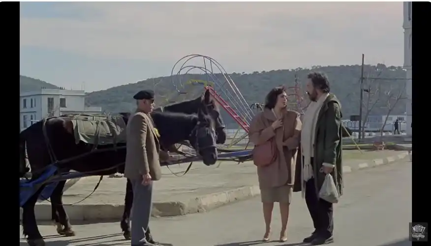 Burgazada’da Kışın Sessizliği: Ada (1988) Filminin Melankolik Analizi