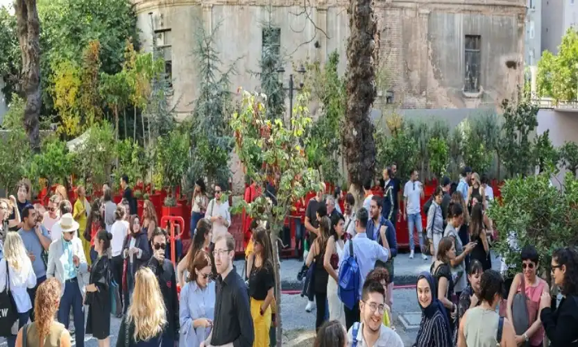 İstanbul Bienali: Bir Zamanlar Adalar’da da yapılıyordu