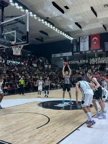 Namağlup Takım Yoktur, Beşiktaş’la Oynamayan Takım Vardır