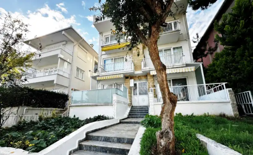 İstanbul Adalar’da Konut Fiyatları Zirvede: Ortalama Fiyat 12 Milyon TL’ye Dayandı!