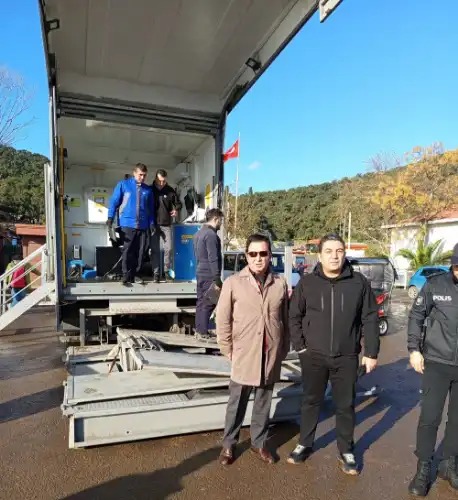 Adalar’da Trafik Kaosuna Son: Gezici Muayene İstasyonları ile Tescil Dönemi Başladı