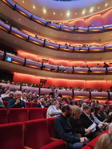 Atina’da Bir Türk Turistin 2025 Aralık Gözlemleri: Sakin, Temiz Ve Hoş Bir Hayatın İçinden Notlar