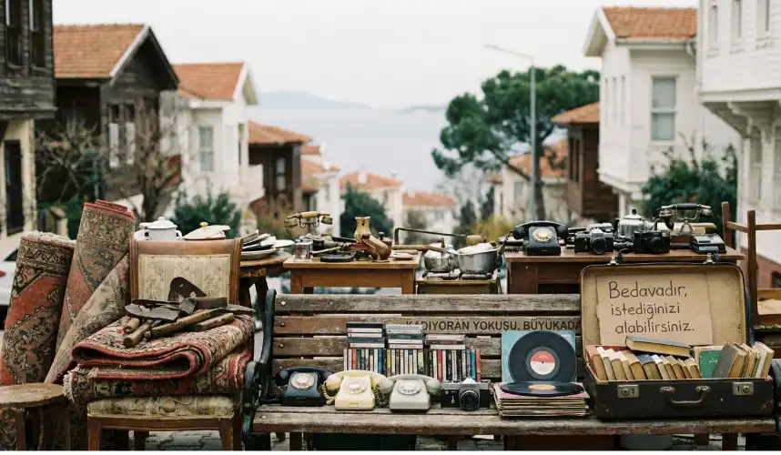 Büyükada’da Eski Eşyaları Elden Çıkarma Kültürü: Zarif, Paylaşımcı ve Çevreci Yol