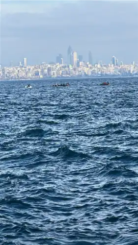Marmara’da Dalgalarla Mücadele: Kınalıada Açıklarında Nefes Kesen Kürek Yarışı