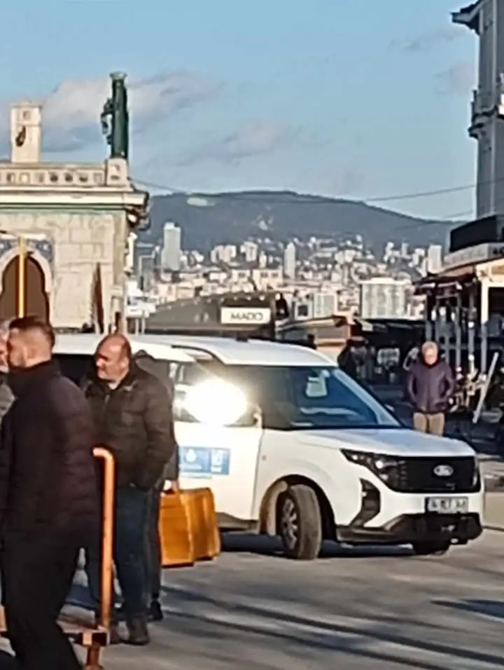 Kartal İskelesi'nde Kamu Aracı Kişisel Kullanım İddiası: Vatandaş Tepkili