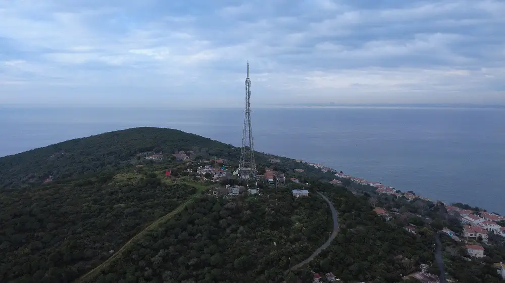 Kınalıada Tepe Mahallesi’nde Altyapı Skandalı: Sakinler “Artık Yeter!” Diyor