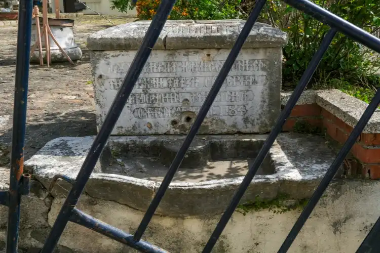 Büyükada’nın Tarihi Mirası: Aya Yorgi Manastır Çeşmesi