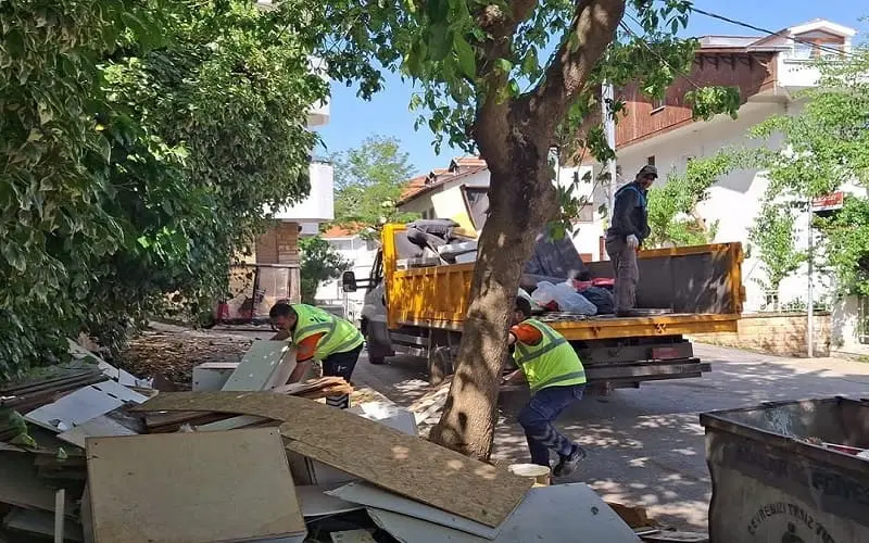Adalar’da Atık Yönetimi: Coğrafyanın Zorladığı Zorunlu Model