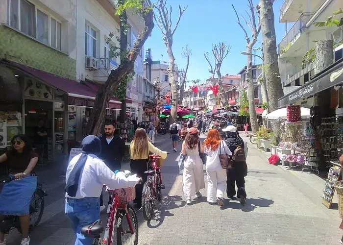 Adalar’da Pastane ve Fırın Alışverişi: Tüketici İçin Küçük Ama Önemli Ayrıntılar