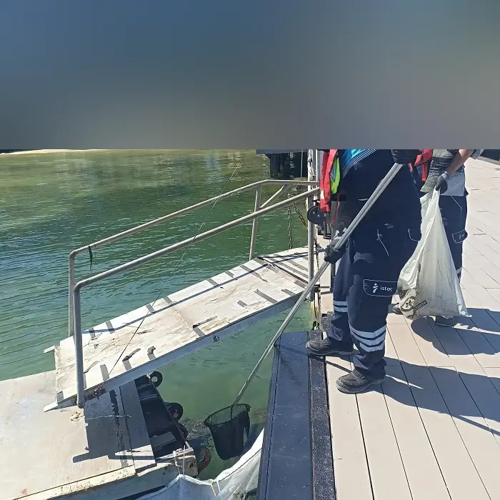 İBB’nin Büyükada’daki “Özel Plaj” Temizliği Tepki Çekti: Paylaşım Silindi, Sorular Yanıtsız Kaldı