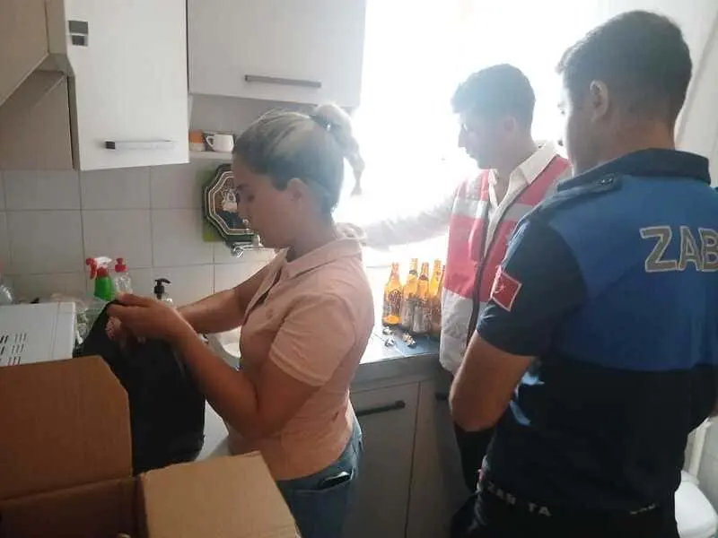 Adalar’da Kaçak Ürünlere Büyük Darbe: Halk Sağlığını Tehdit Eden Ürünler İmha Edildi