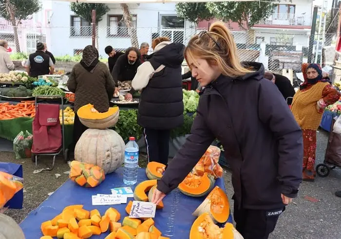 Adalar’ın Semt Pazarları: Her Gün Ayrı Bir Ada, Her Pazar Ayrı Bir Atmosfer