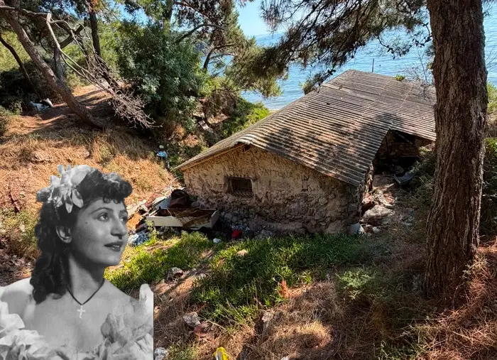 Burgazada’nın Simgesi Madam Martha’nın Tarihi Evi Kaderine Terk Edildi: Çöplük ve Tuvalet Olarak Kullanılıyor