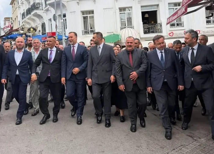 MHP Adalar İlçe Teşkilatı’nda Yeni Dönem: Murat Batmas İlçe Başkanı Seçildi