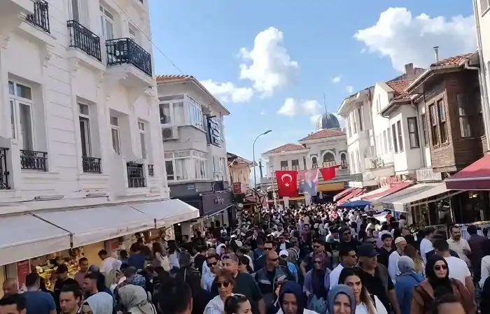 30 Ağustos Zafer Bayramı’nda Adalara Ulaşım Ücretsiz mi?: Adalar İçi Ulaşım Ücretsiz mi?