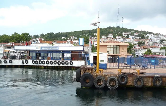 Bir Dönem Devrimiydi, Şimdi İskeleler Boş: İstanbul Deniz Otobüslerinin Hüzünlü Hikâyesi