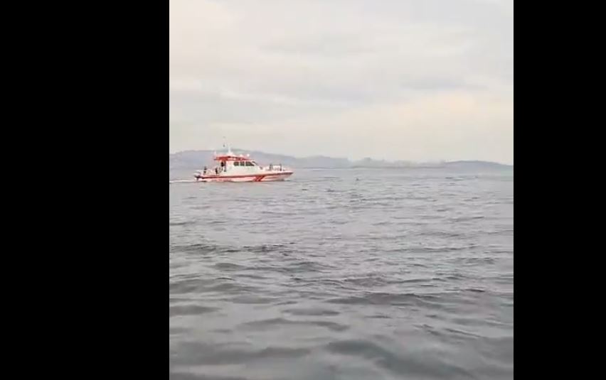 Kınalıada Açıklarında Can Pazarı: Vapurdan Denize Atlayan Şahıs Kıyı Emniyeti ve Duyarlı Yolcular Tarafından Kurtarıldı