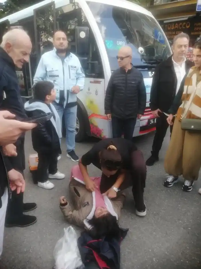 Büyükada’da Tepki Çeken ‘Minibüs’ Çocuğa Çarptı